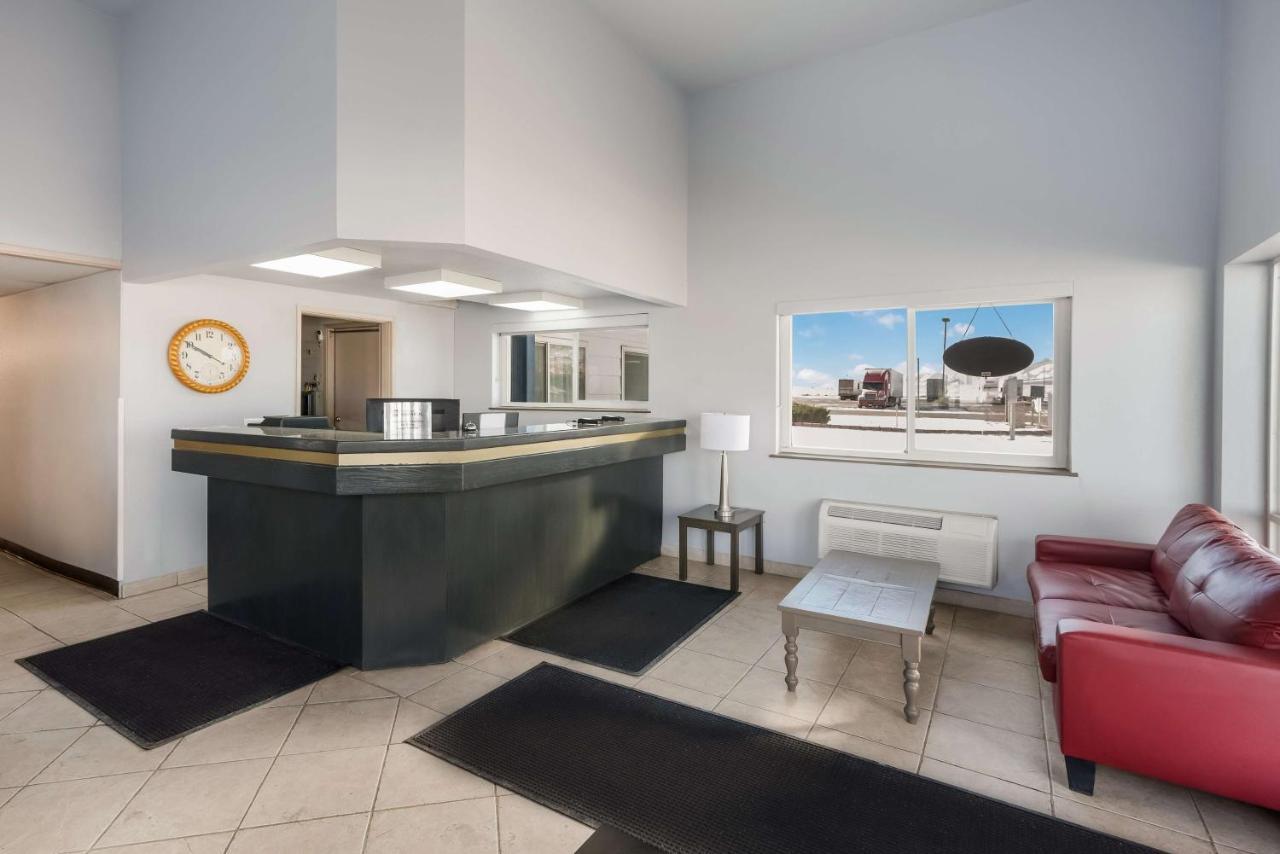 Surestay Hotel By Best Western Wells Extérieur photo